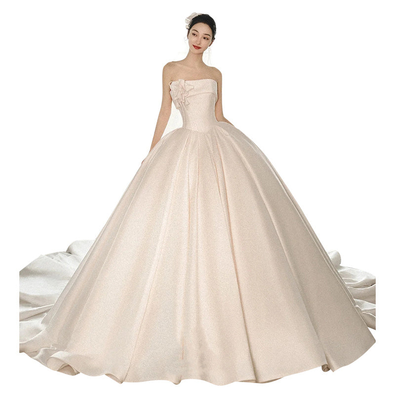 A Strapless Dress With A Big Train - kinko
