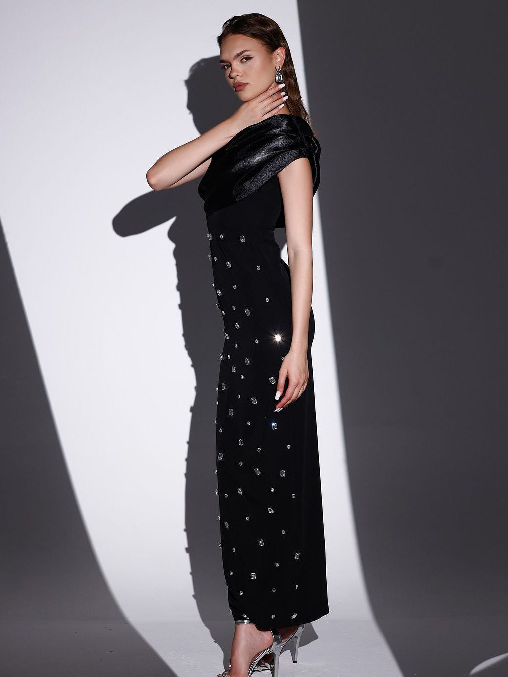 Off-shoulder Diamond Black Evening Dress - kinko