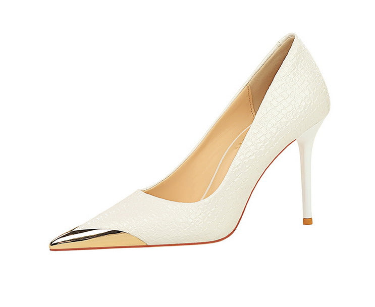 Retro High Heels Stiletto Heel Cocktail Women Shoes Snake Pattern Patent Leather Low Cut Metal Pointed High Heel Pumps - kinko Global Holdings inc