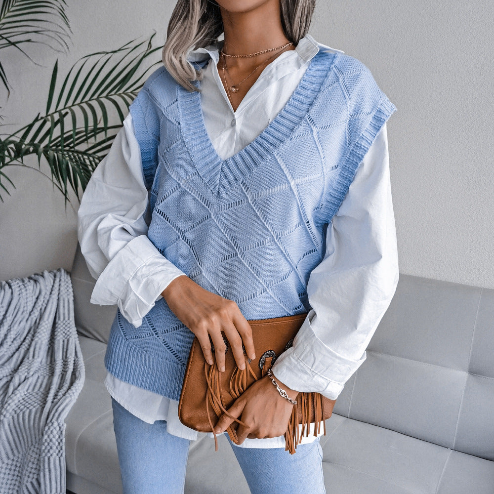 Women's V-neck Hollow Rhombus Casual Knitted Sweater Vest - kinko