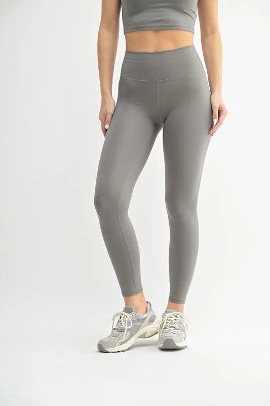 MONO B Venice Cloud Leichte Kontur-Leggings mit hoher Taille