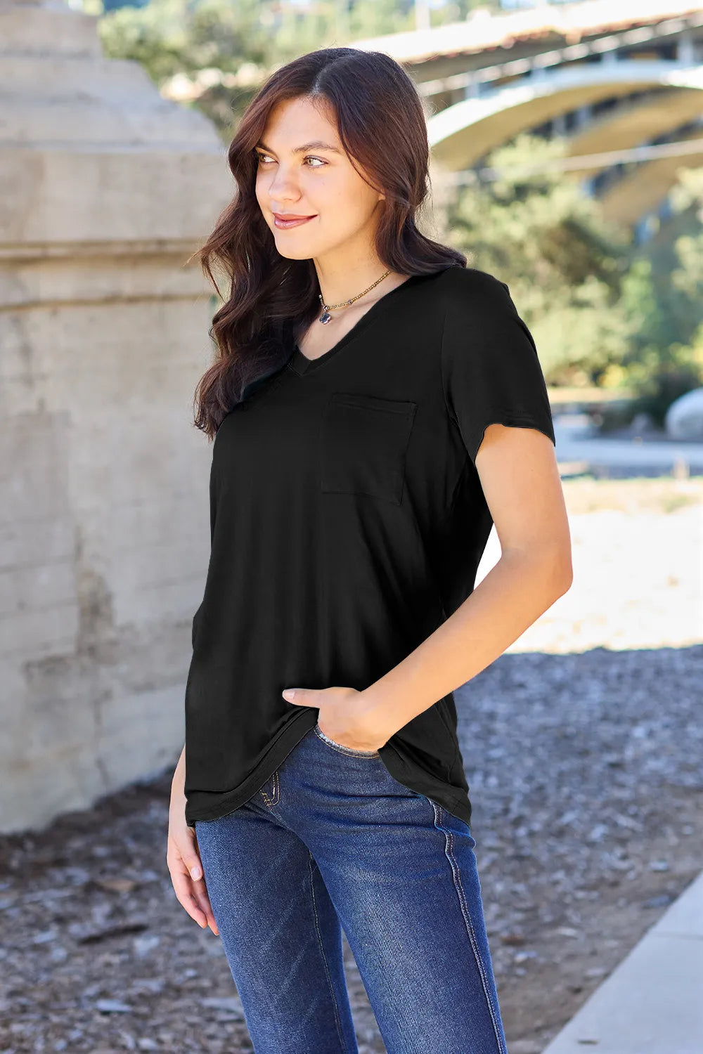 Basic Bae Bamboo Full Size V-Neck Short Sleeve T-Shirt - kinko