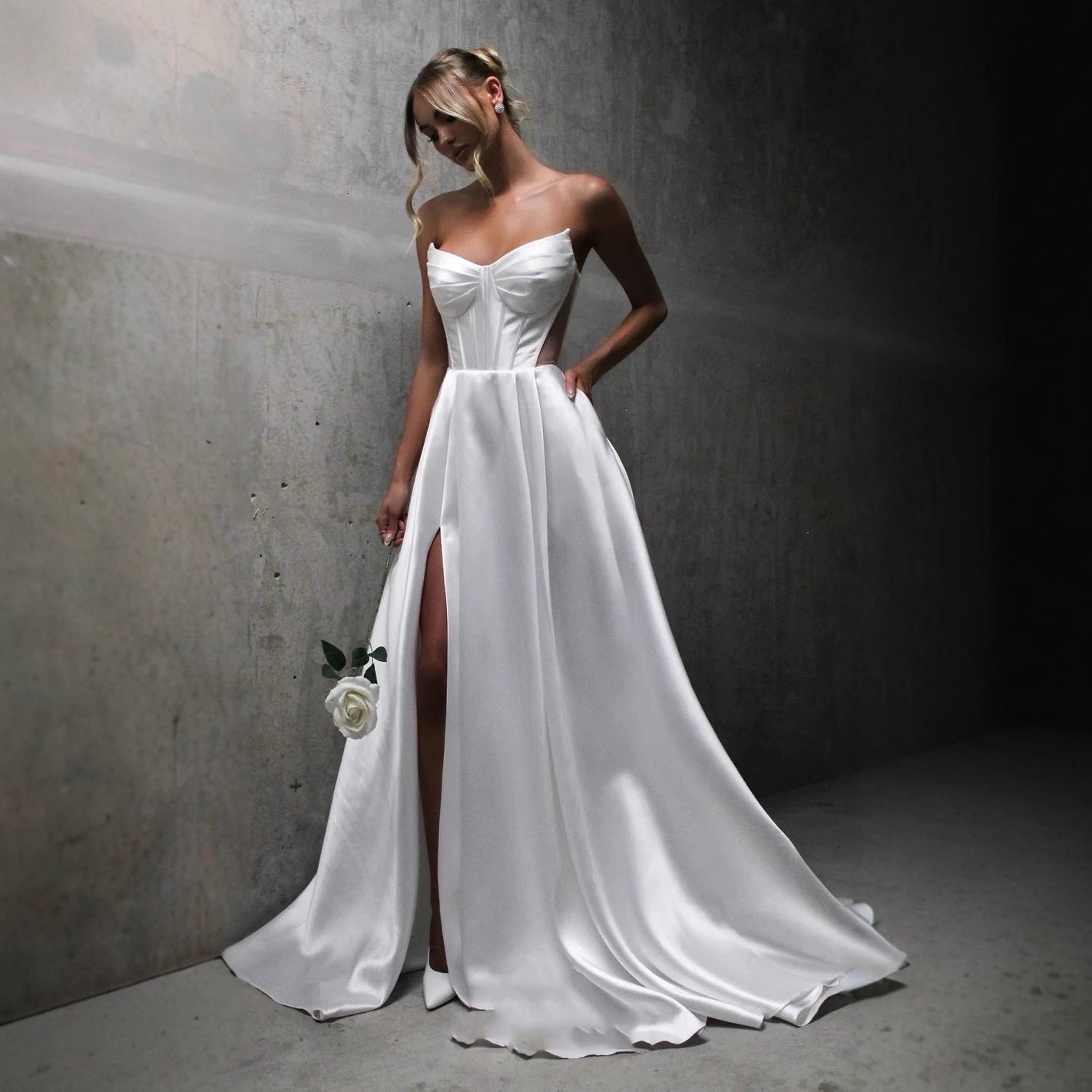 White Satin Slit Pocket Bandage Wedding Dress - kinko