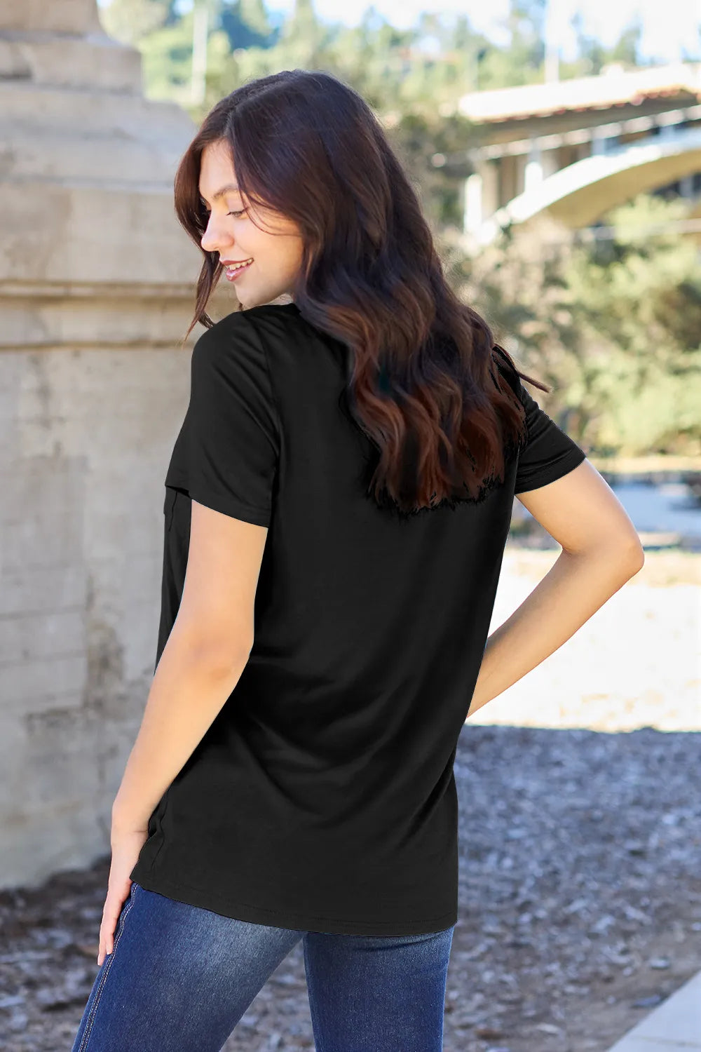 Basic Bae Bamboo Full Size V-Neck Short Sleeve T-Shirt - kinko