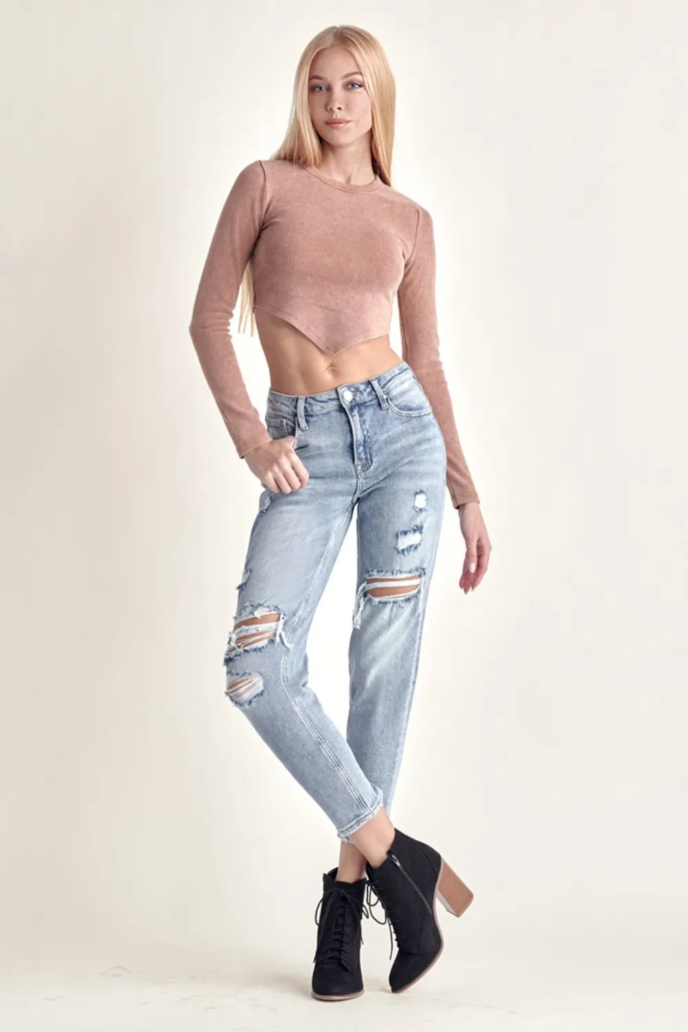 RISEN Distressed Slim Cropped Jeans - kinko