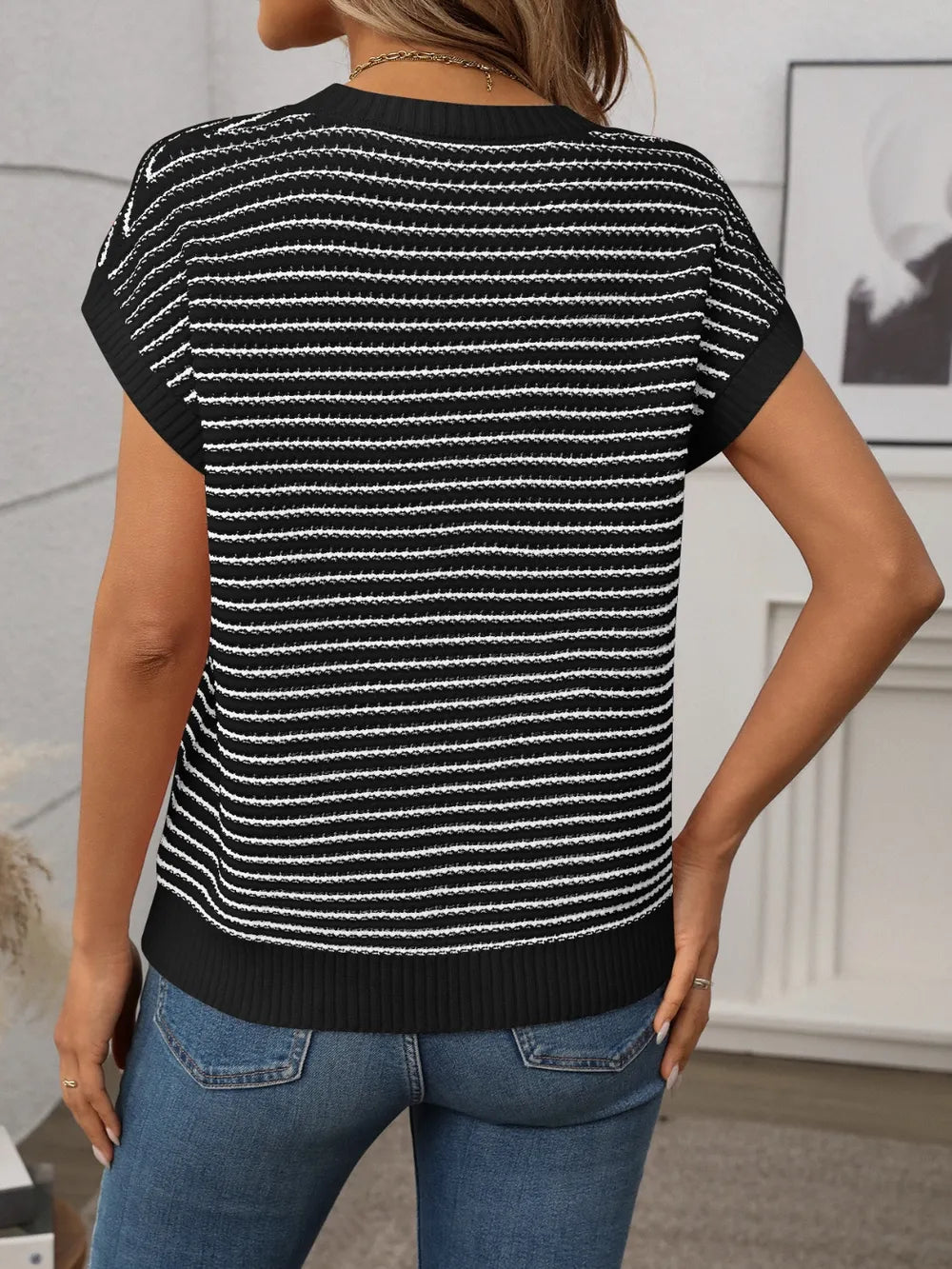 Striped Round Neck Short Sleeve Knit Top - kinko