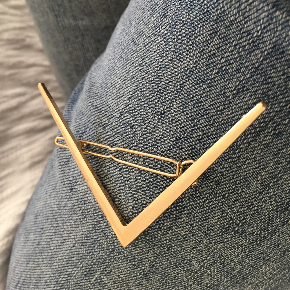New  Barrettes Hair Styling Accessories for Women  Gold Color Letter "V" Shape Women Hair Clip