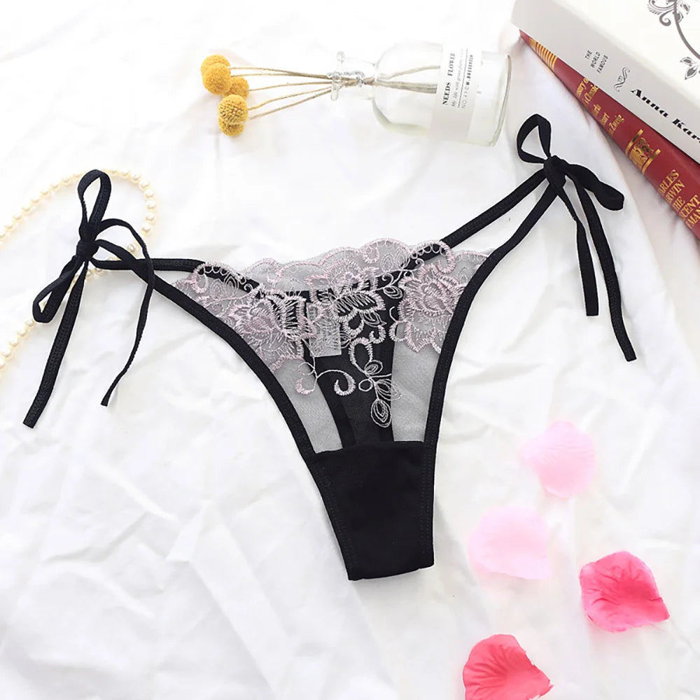 Women Sexy Underpant The embroidery lace Panties Girls Transparent bowknot Briefs Female printing Underwear fashion Lingerie