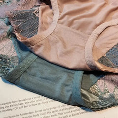 New Women Lace Flowers Panties Sexy Hollow Temptation Silk Breathable Underwear Tummy Mid Waist Butt Lift Briefs Intimate Panty