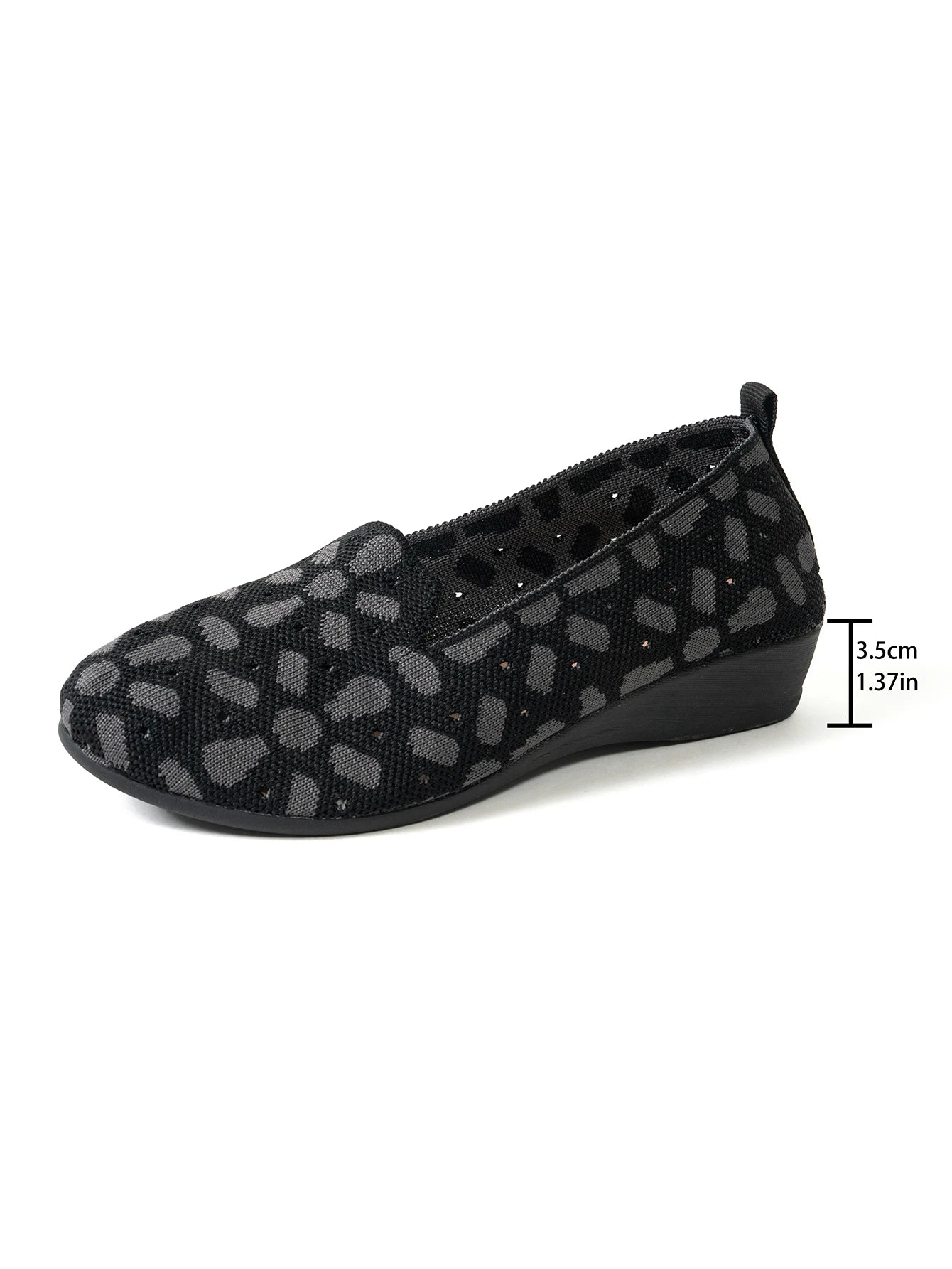 Women's shoes with niche-designed patterns, featuring comfortable flat soles, suitable for various outfits.
