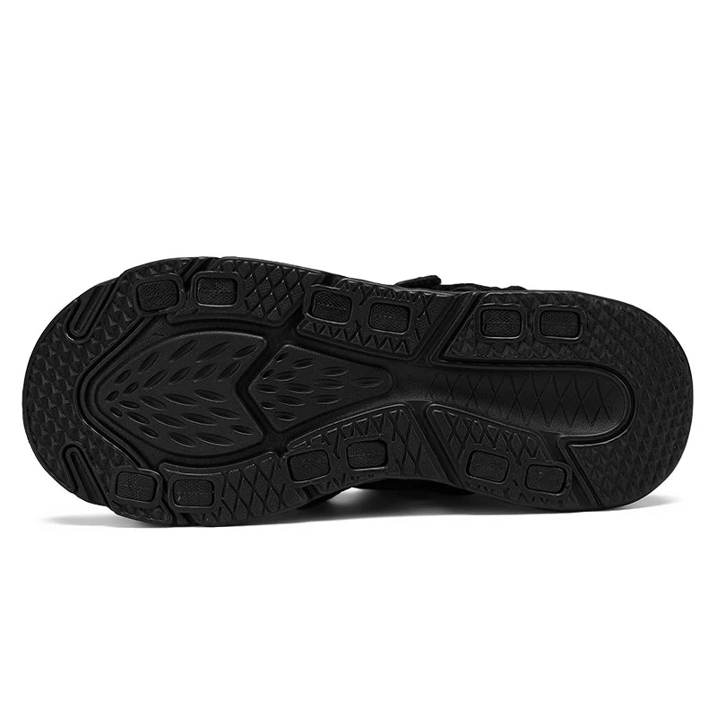 Sandals and casual shoes for men in summer, classic black breathable comfortable thick sole hot selling and explosive thick sole