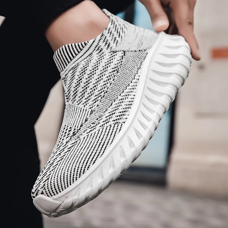 2025 Men Women Shoes Comfortable Sneakers for Men Women Fashion Light Casual Shoes Slip-on Plus Size Couple Shoes