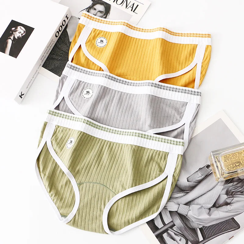 Women's Cotton Briefs Mid-rise Soft Women Panties Sexy Female Underpants Lingerie Breathable Comfortable Girls Underwear M-2XL