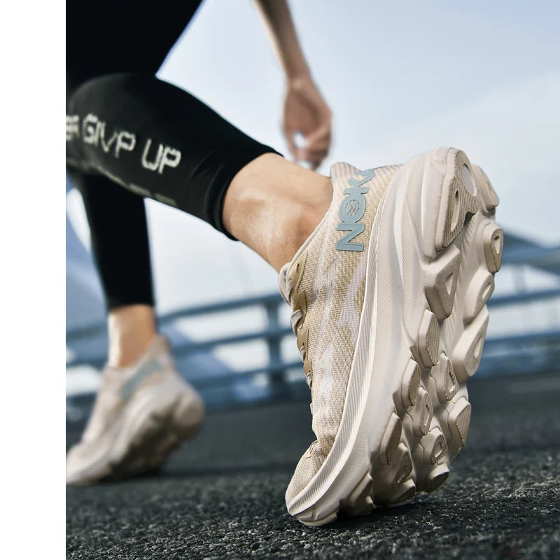 High Quality Men's Sneakers Platform Walking Casual Shoes For Men Street Lightweight Athletic Running Basketball Sneakers Women