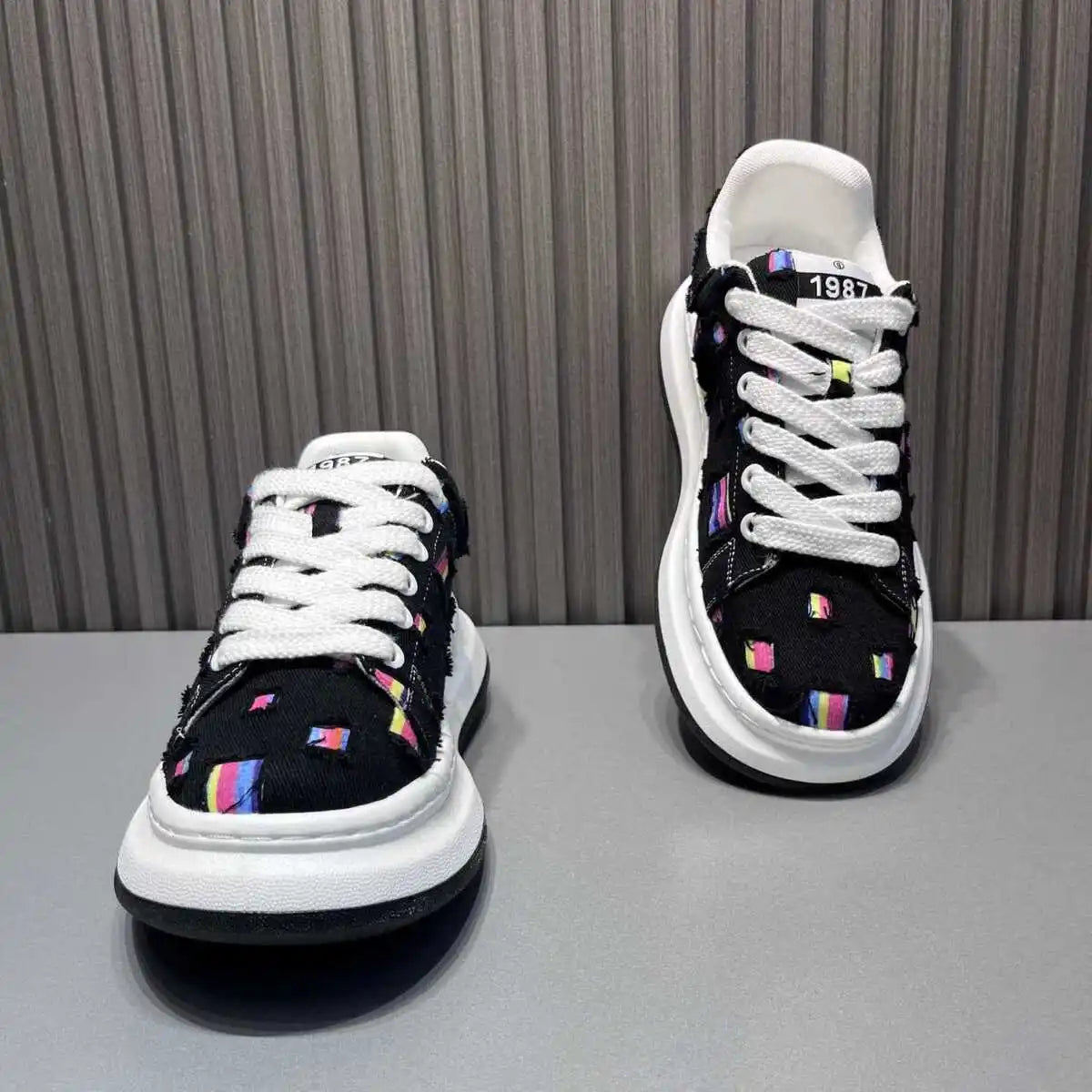 Men's Shoes Made of Floral Fabric This Ethnic-style Design Is A Must-have for Comfort and Leisure Multiple Colors Available Cosy