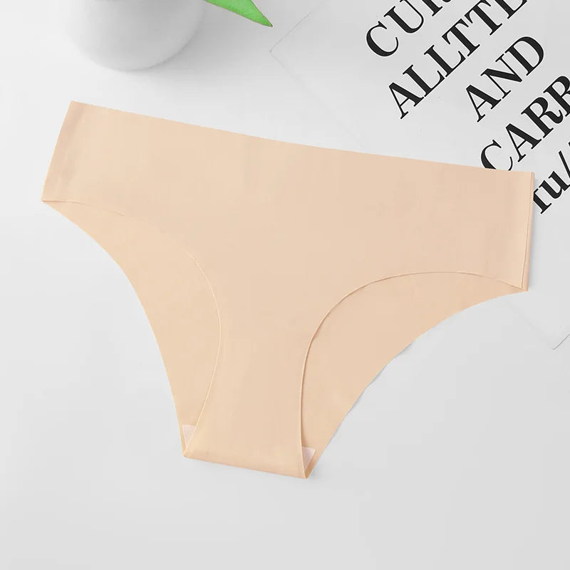 3Pcs Seamless Breathable Women's Underwear Low Waist Invisible Women's Underwear Comfort Fashion Sexy Women's Underwear.