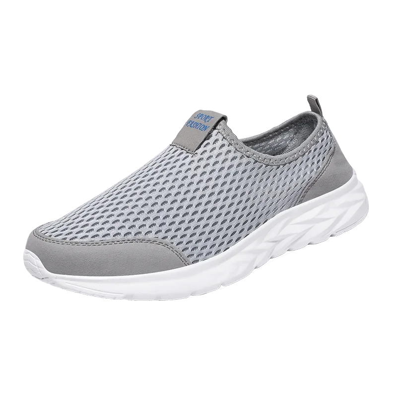 Men's Casual Sports Shoes Lightweight and Large-sized with A Round Toe Color-blocked Mesh Breathable Soft Sole Wearable Style