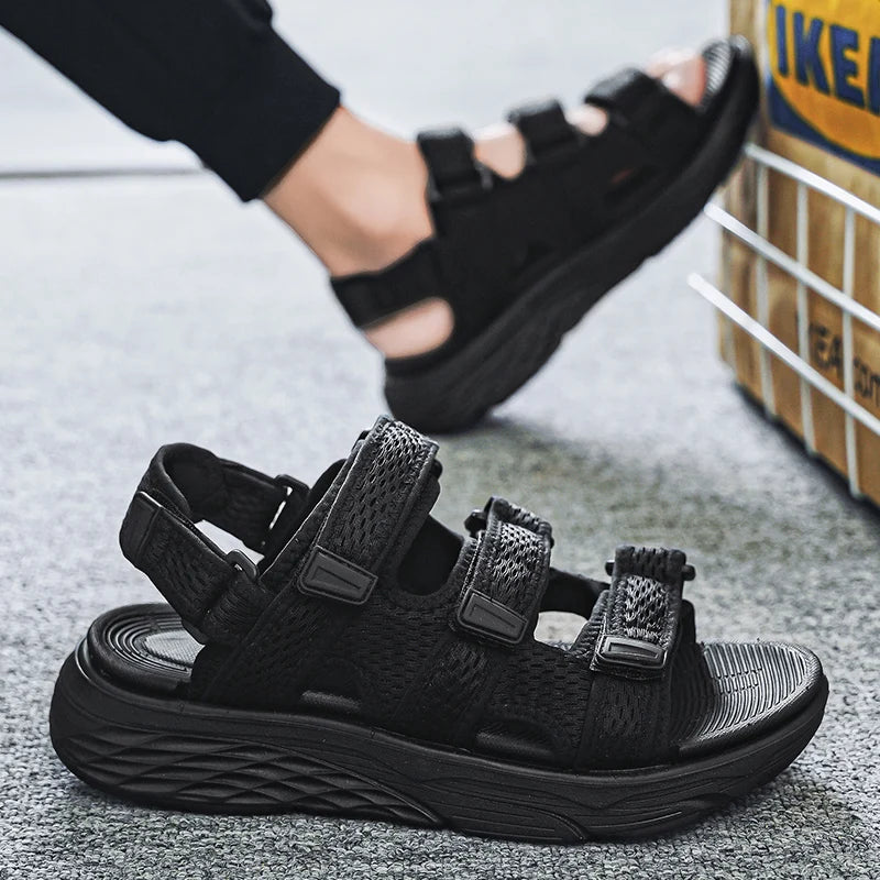 Sandals and casual shoes for men in summer, classic black breathable comfortable thick sole hot selling and explosive thick sole