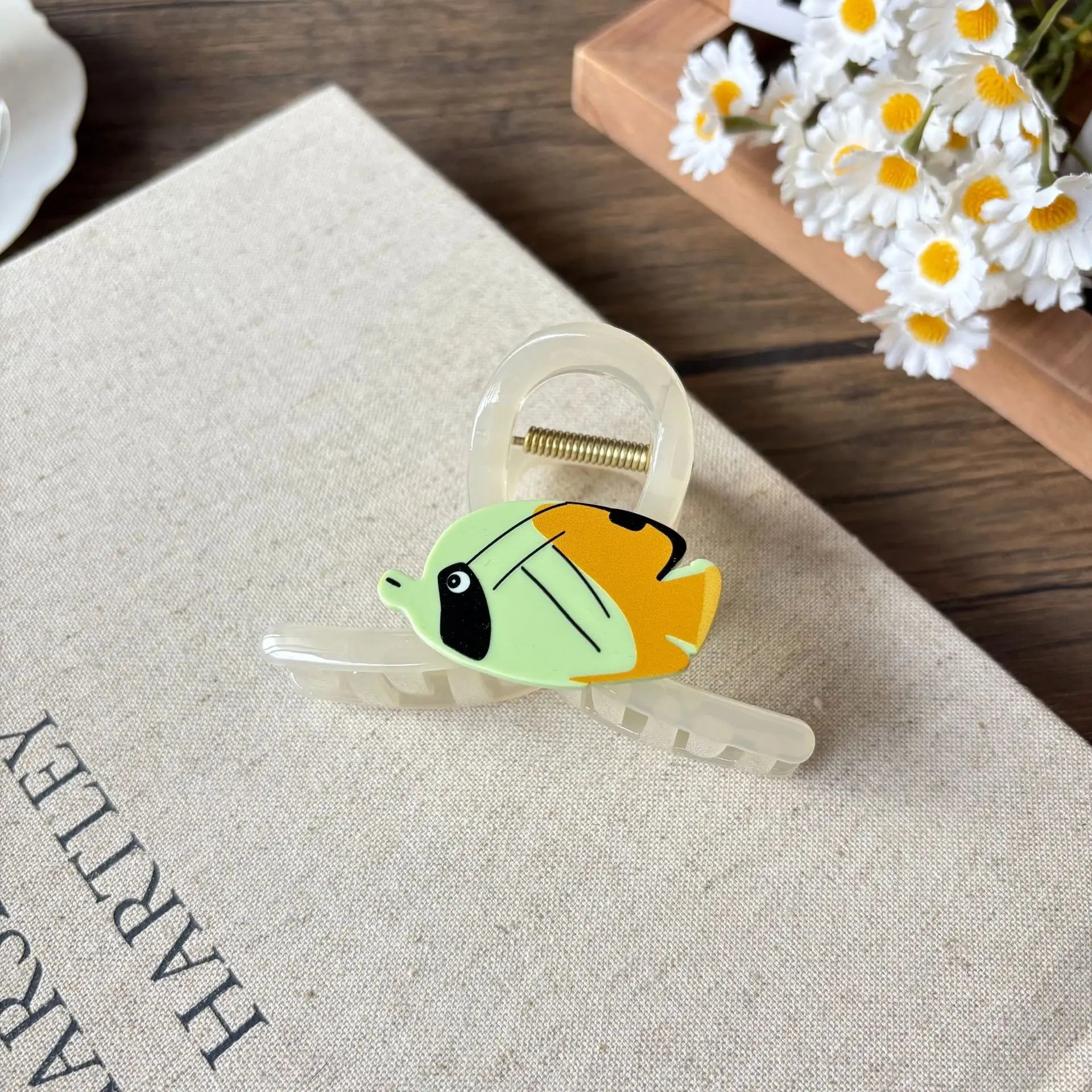 Bohemian Acetate Ocean Animal Hair Clips for Women Non-Slip Summer Beach Hair Accessories Cartoon Fish Whale Multi-Pack Gifts
