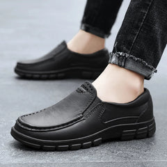 Men's new chef shoes fashion breathable waterproof anti slip four season hotel kitchen work comfortable soft soled walking shoes