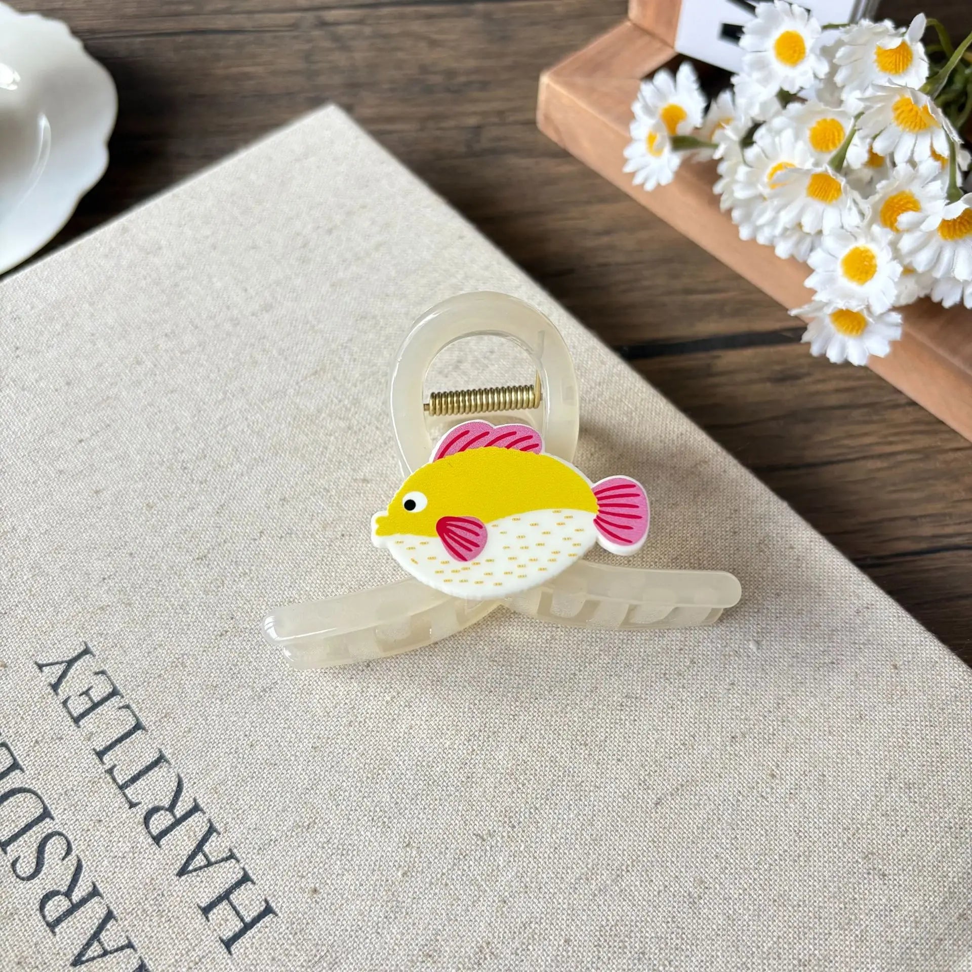 Bohemian Acetate Ocean Animal Hair Clips for Women Non-Slip Summer Beach Hair Accessories Cartoon Fish Whale Multi-Pack Gifts