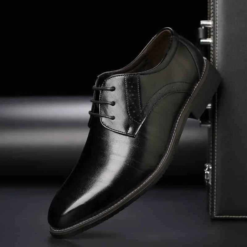 2025 Men Dressing Shoes Formal for Men's Casual Shoe Leather Social Wedding Designer Pointed Toe Black Office Winter Shoes