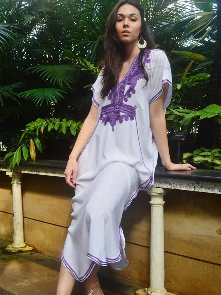 New Bohemian Dress Sold Embroidered Long Kaftan Pareos Maxi Dress Loose Beach Cover Up Robe Plage Women Clothing Beachwear Tunic