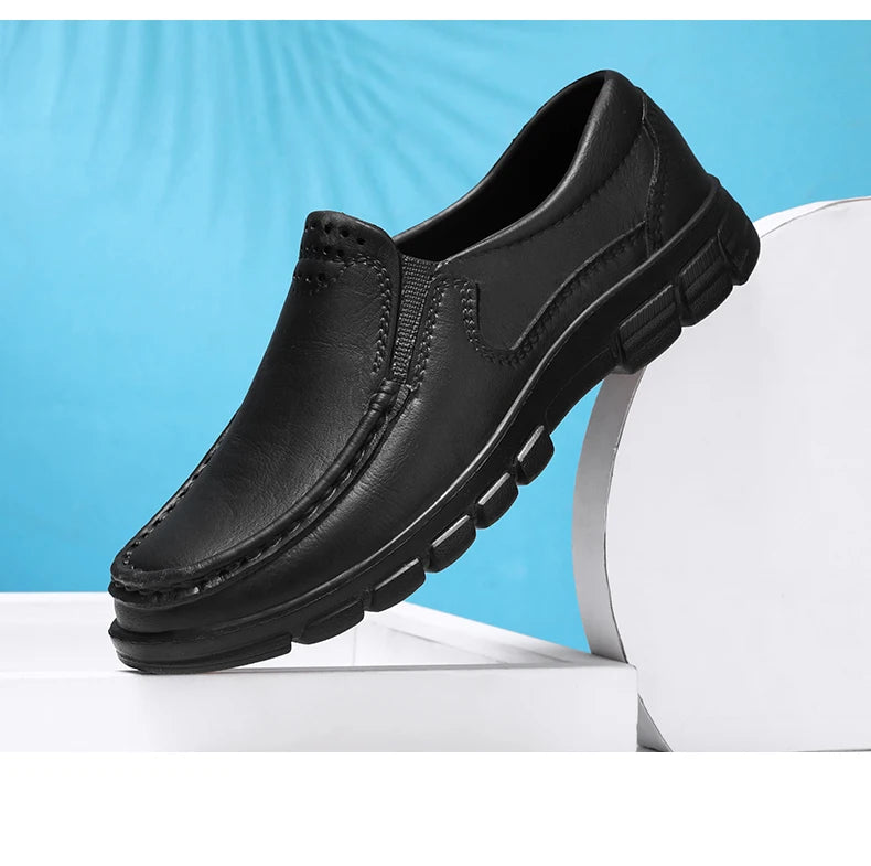 Men's new chef shoes fashion breathable waterproof anti slip four season hotel kitchen work comfortable soft soled walking shoes