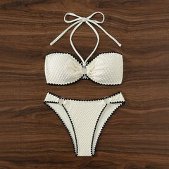 Sexy Bikini-Set mit Muschelkanten, hängendem Nackenband und trendigem Kreuzrand-Design. Chinesische Marke, Damen-Bademode.