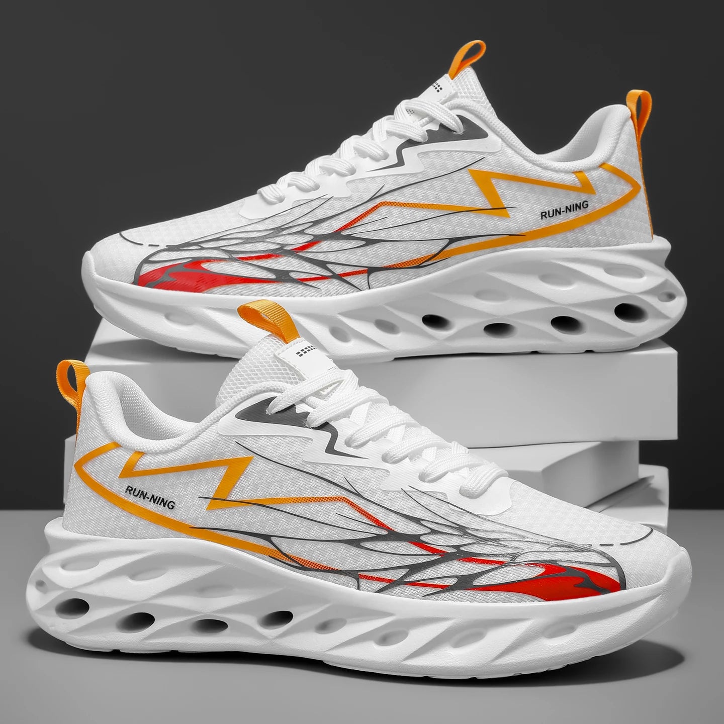 Men's Sports Shoes Thick-soled Air-cushioned Shock-absorbing Simple Lightning-shaped Line Fashionable Design Running Shoes