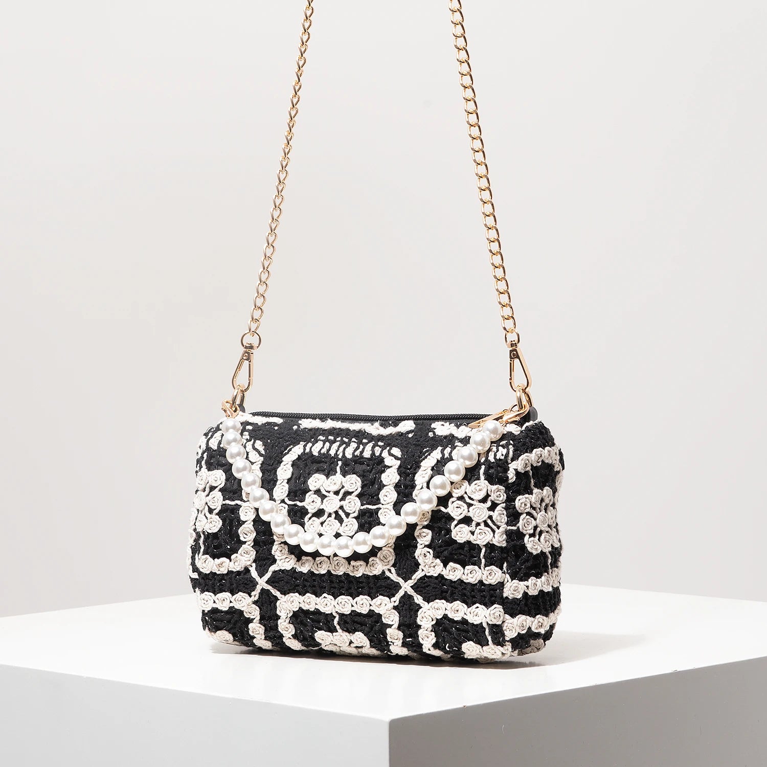 Boho Beach Bags for Women，Pearl Bag，Wicker Bag，Premiun Style Tote Bags for Ladies，Vacaition Outfits Women，Travel Must Haves