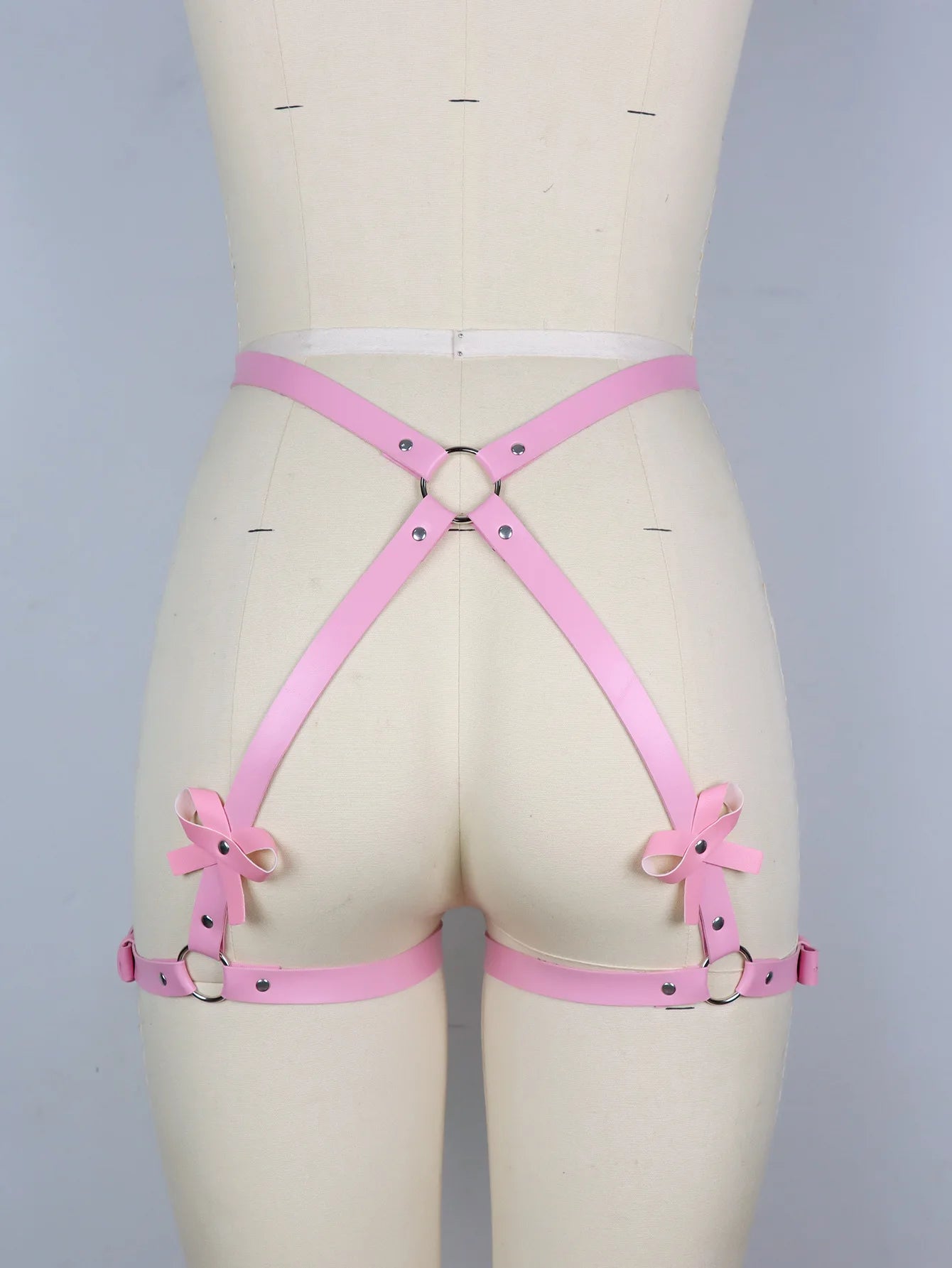 Exotic Accessories SM Bondage Kit Leather Thigh Cuffs Waist Belt Handcuffs Bed Strap Adult Role Play Toy for Couples