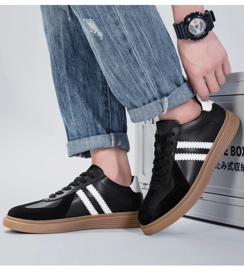 Shoes Men 2025 Trend Casual Sneakers Comfortable Lace Up Flats Tennis Shoe Breathable Walking Jogging Shoe