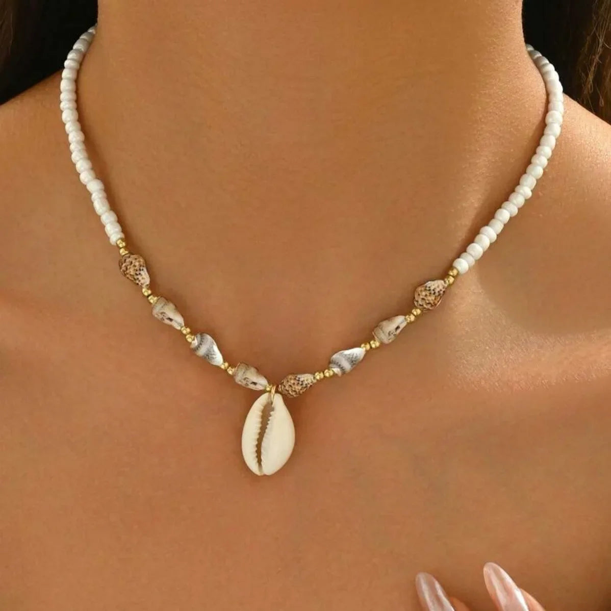 Bohemian Beach Shell Conch Beaded Necklace for Women Summer Ocean Style Seashell Starfish Pendant Choker Vacation Party Jewelry