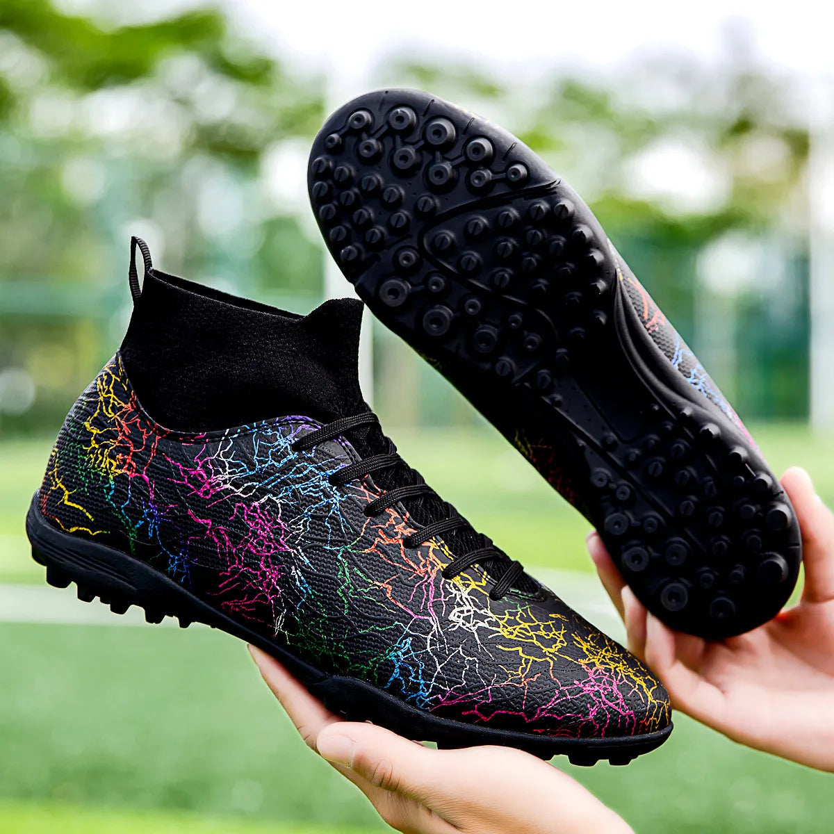 Outdoor soccer shoes for men and women; professional sports shoes for grass with short studs and anti-slip and wear-resistant.