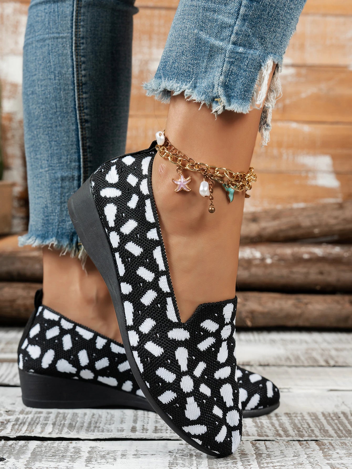 Women's shoes with niche-designed patterns, featuring comfortable flat soles, suitable for various outfits.