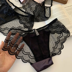 Women's Sexy Lace Underwear Low-Rise Briefs Lingerie Comfortable Underpants Ladies Fashionable Panties Sexy Lingerie For Women