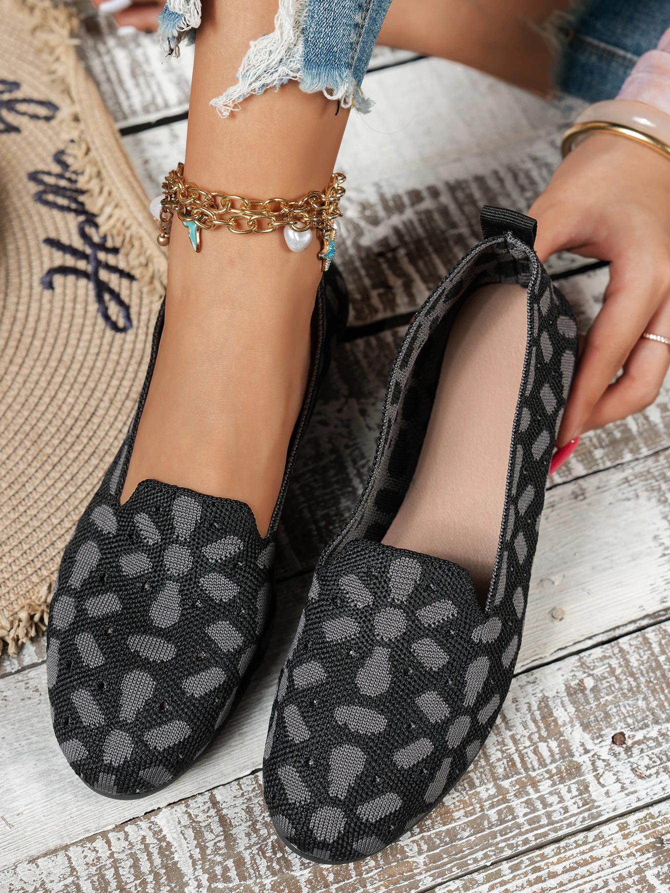 Women's shoes with niche-designed patterns, featuring comfortable flat soles, suitable for various outfits.