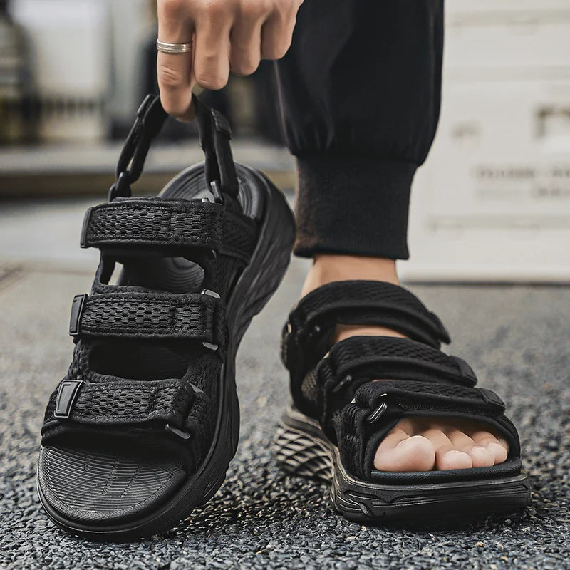 Sandals and casual shoes for men in summer, classic black breathable comfortable thick sole hot selling and explosive thick sole