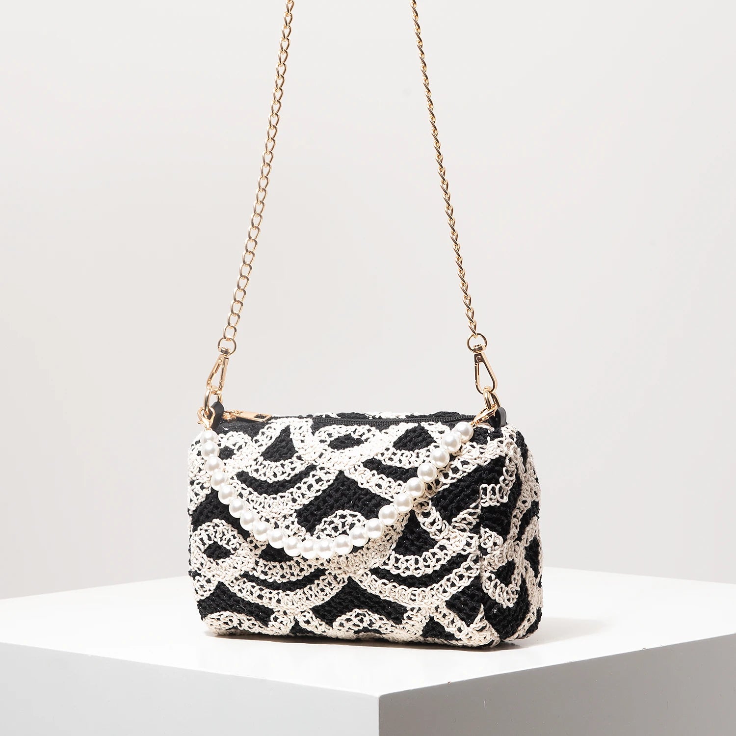 Boho Beach Bags for Women，Pearl Bag，Wicker Bag，Premiun Style Tote Bags for Ladies，Vacaition Outfits Women，Travel Must Haves
