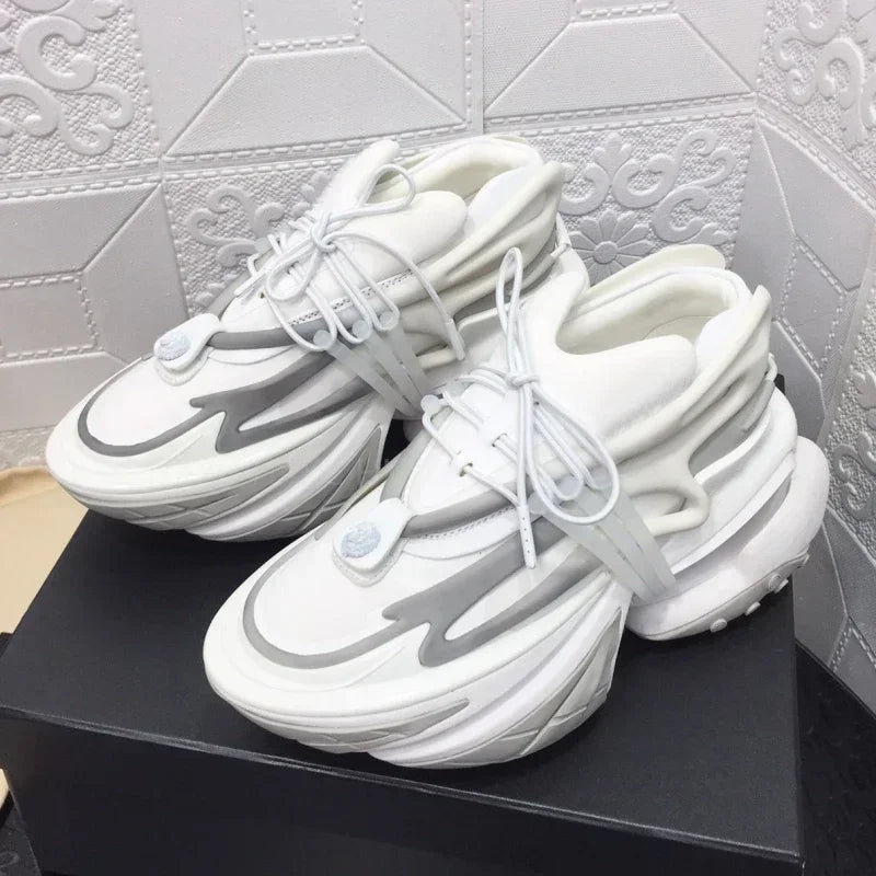 2025 Trendy Men Sports Shoes Platform Sneakers Lace Up Gradient Colors Running Casual Walking Shoes Women Flats Loafers