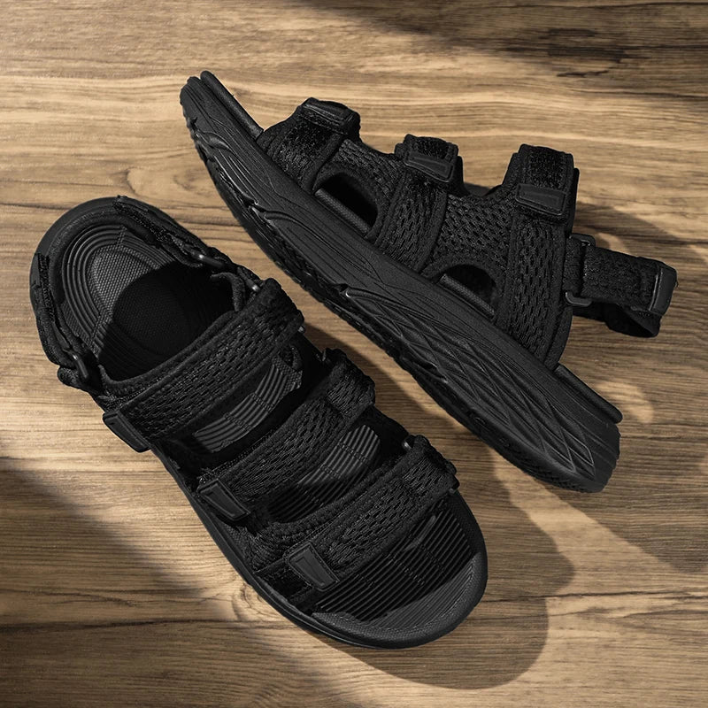 Sandals and casual shoes for men in summer, classic black breathable comfortable thick sole hot selling and explosive thick sole