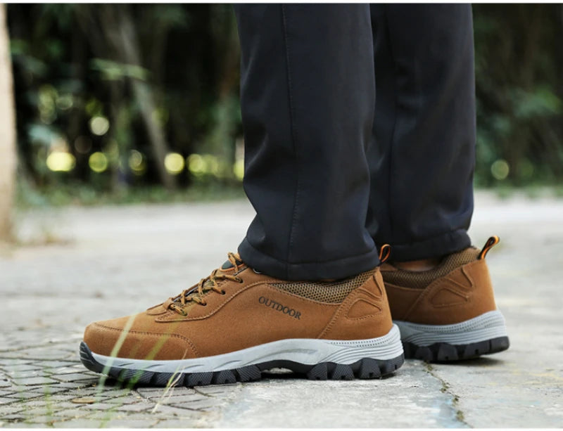Hiking Shoes For Men In Autumn And Winter Men's Non-Slip Thick Sole Men's Travel Sports And Casual Shoes For Outdoor Comfortable