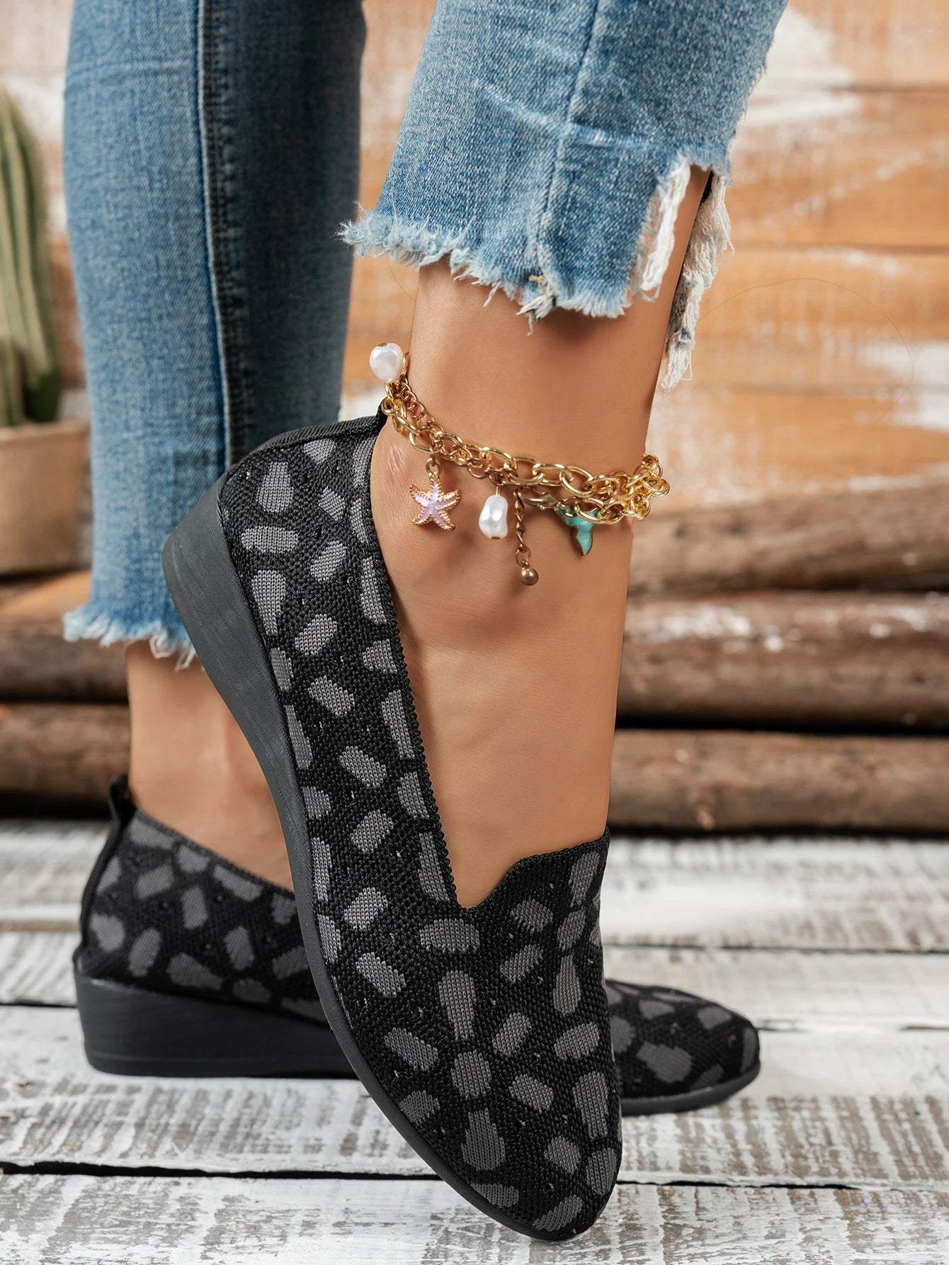 Women's shoes with niche-designed patterns, featuring comfortable flat soles, suitable for various outfits.
