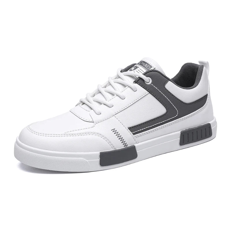 Men's shoes autumn new student board shoes leather surface fashionable sports and leisure shoes outdoor walking shoes large size