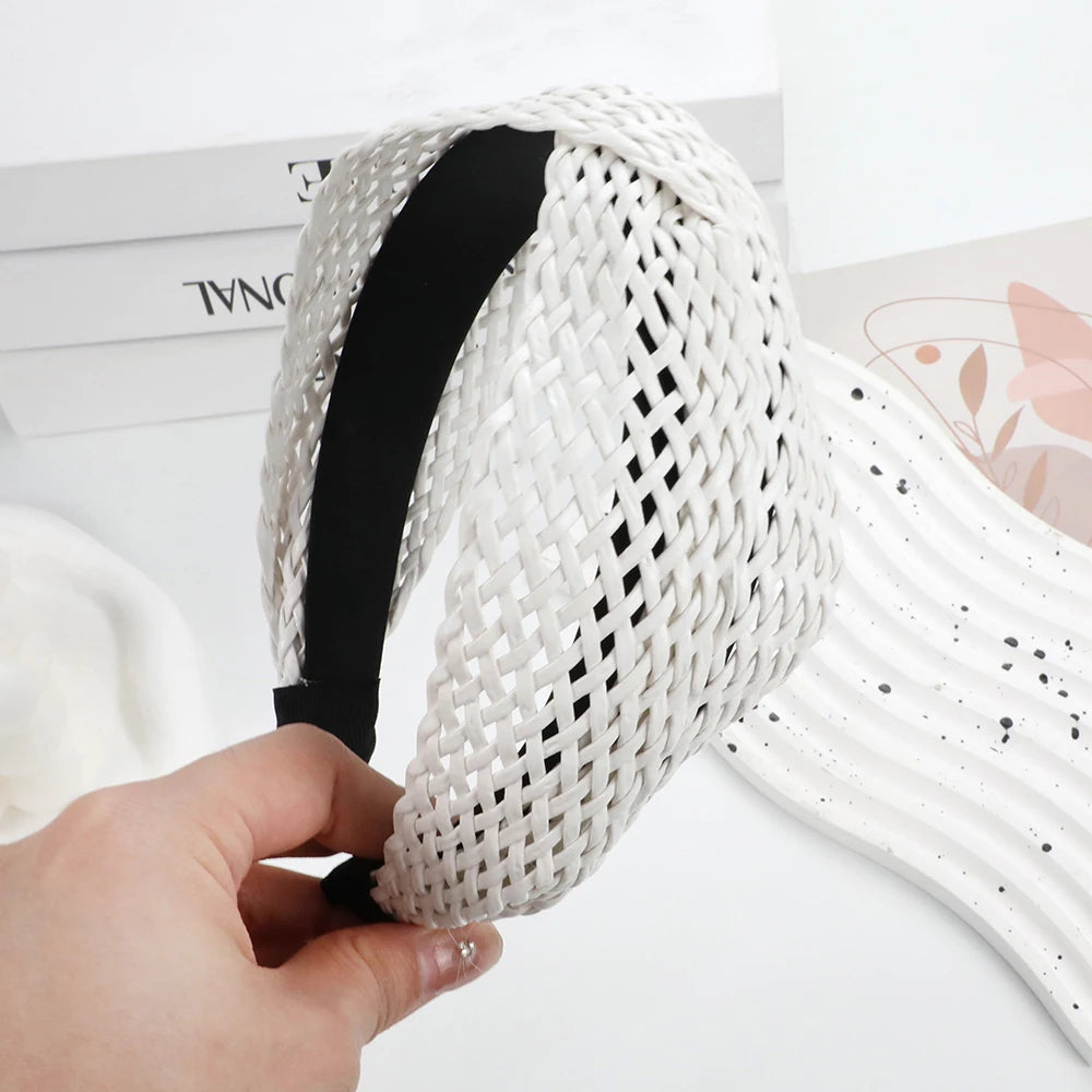 Bohemian Beach Straw Weaving Cross Knotted Headband Women Wide-brimmed Hand-woven Hair Hoop Travel Holiday Headdress Accessories
