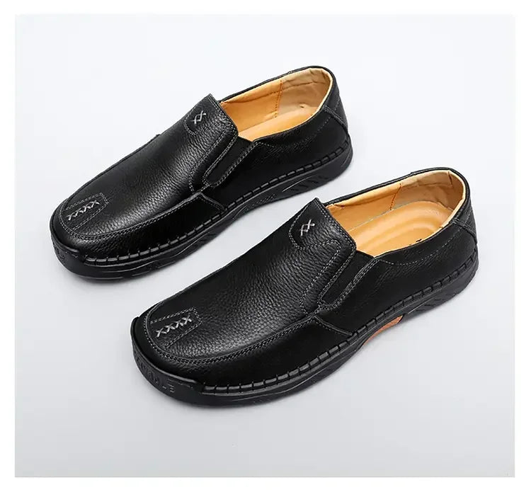 Leather Casual Sneakers for Men Handmade Shoes New Fashion Waterproof Fashion Trendy Male Driving Shoes Versatile Hiking Shoes