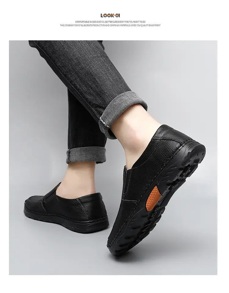 Leather Casual Sneakers for Men Handmade Shoes New Fashion Waterproof Fashion Trendy Male Driving Shoes Versatile Hiking Shoes