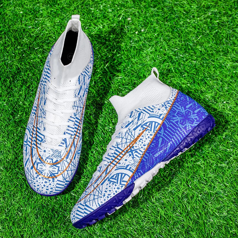 Professional soccer shoes for men and women; short studded, anti-slip for artificial grass, for competition and training