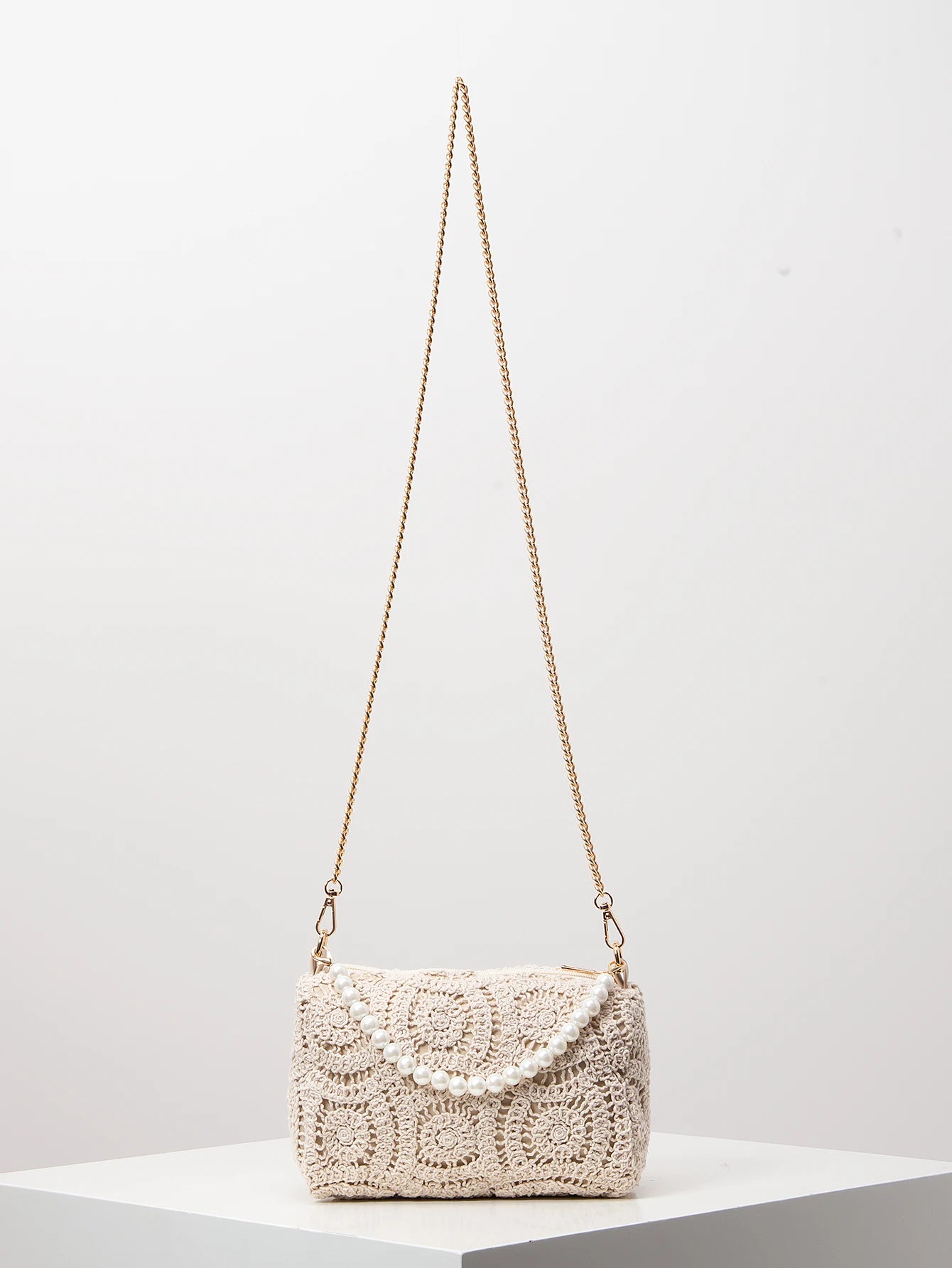 Boho Beach Bags for Women，Pearl Bag，Wicker Bag，Premiun Style Tote Bags for Ladies，Vacaition Outfits Women，Travel Must Haves